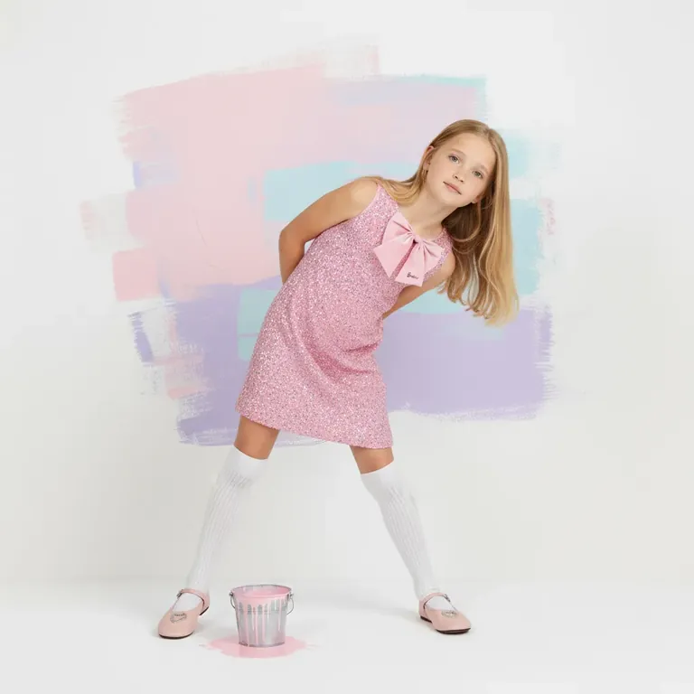 Barbie Outfit 04 · Poses, frame 2