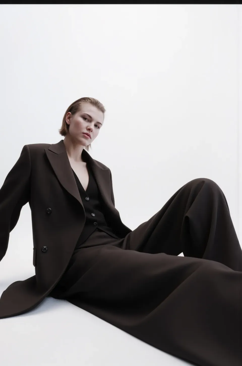 Koton Russia FW25, tuxedo blazer and waistcoat
