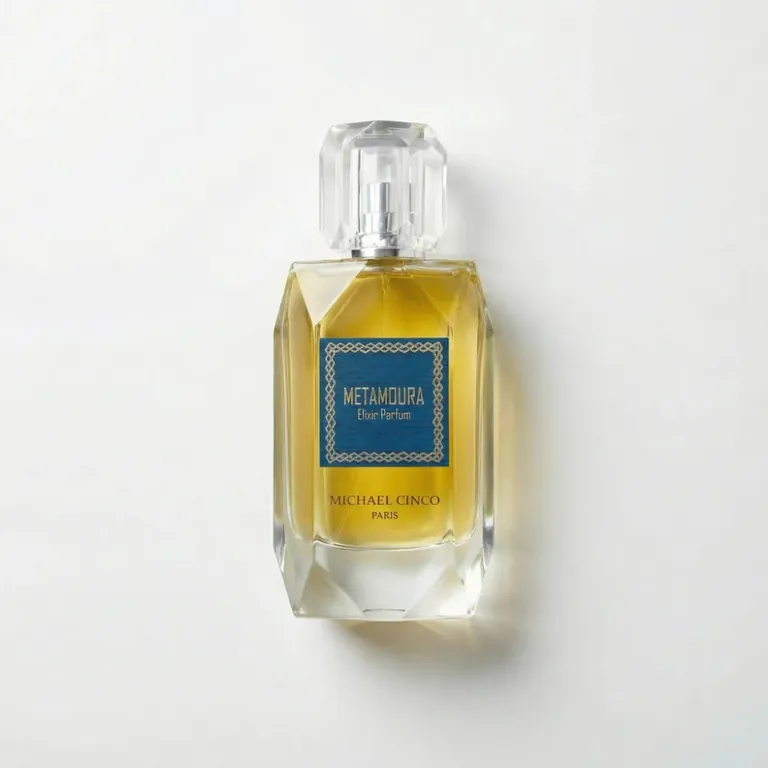 Metamoura elixir parfum on white
